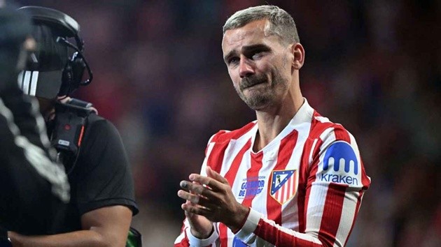 Griezmann bật khóc trong ngày chia tay Atletico.