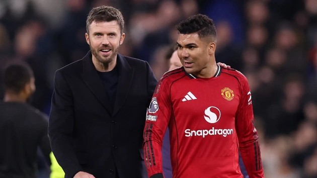 Màn lột xác của Casemiro ở MU có dấu ấn lớn của HLV Carrick.