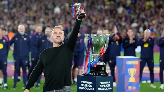 Flick chính thức gia hạn hợp đồng với Barca.
