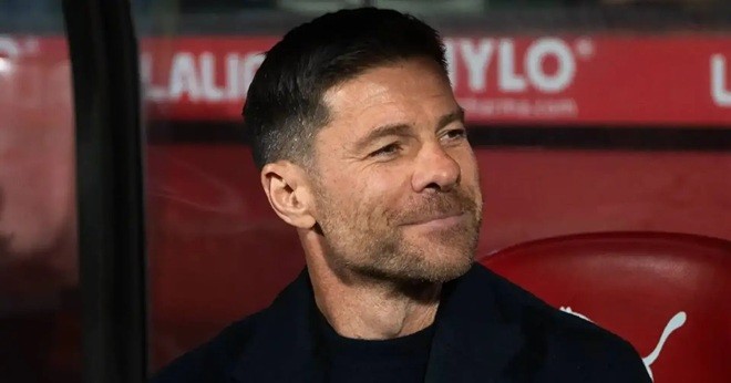 Xabi Alonso là HLV mới của Chelsea.