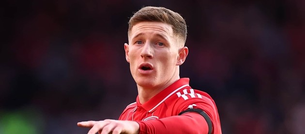 Man City tiến sát thương vụ chiêu mộ Elliot Anderson.