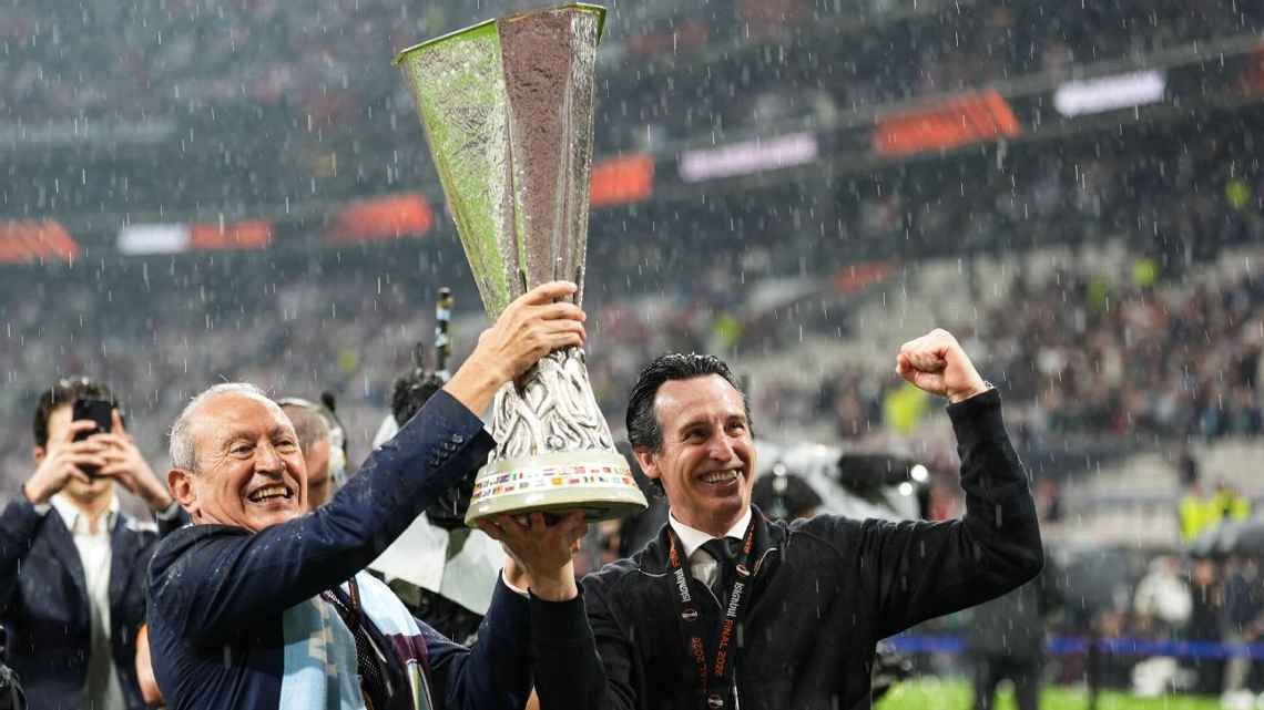 Unai Emery lại giành thêm một cúp C2 nữa.