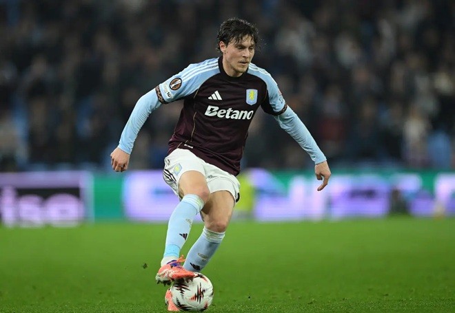  Lindelof đang gặt hái thành công với Villa.