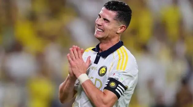 Ronaldo khóc sau khi giúp Al chinh phục danh hiệu Saudi Pro League.