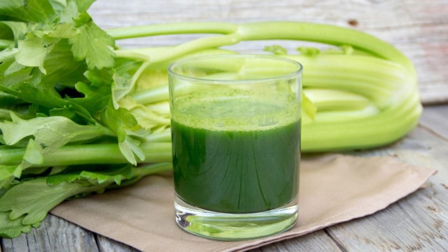 Nước ép cần tây giúp giảm cân nhanh 
