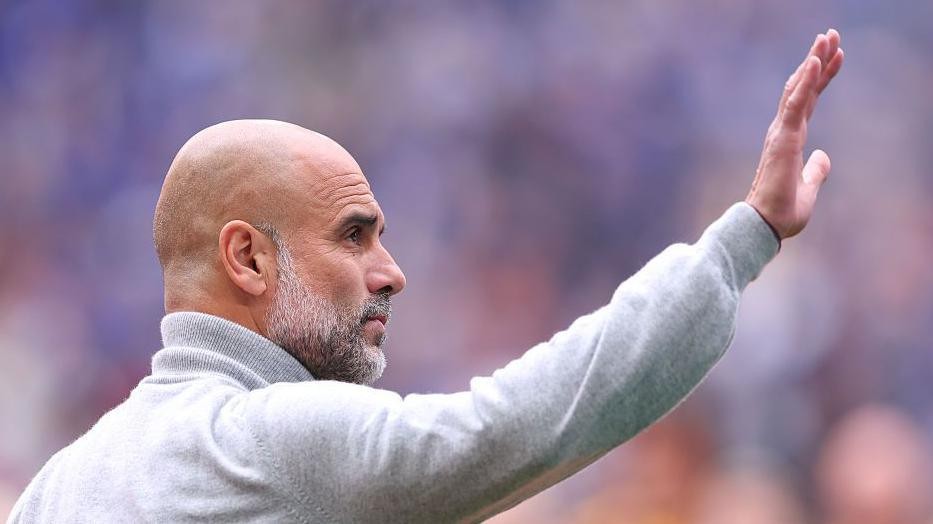 Pep chuẩn bị chia tay Man City.