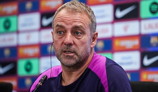 Hansi Flick không ngại nếu phải đối đầu với Jose Mourinho.