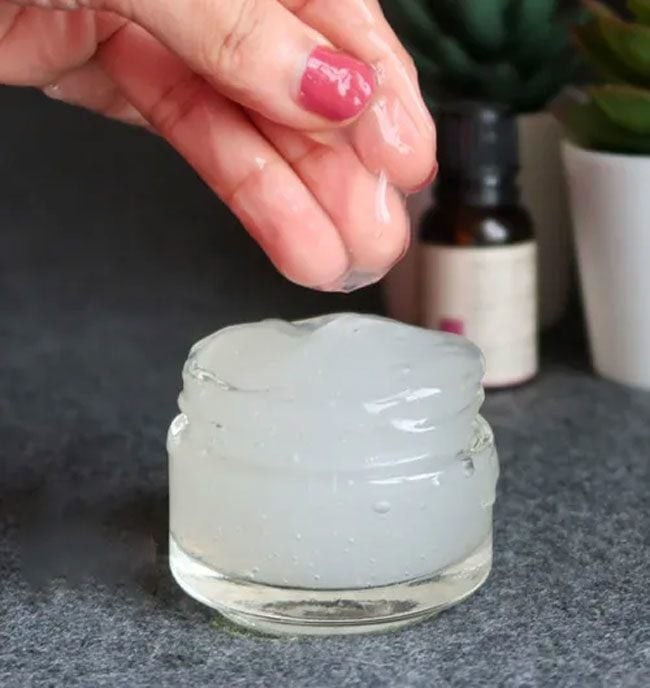 Những năm gần đây, các sản phẩm chăm sóc da ban đêm ngày càng được yêu thích, đặc biệt là mặt nạ ngủ. 