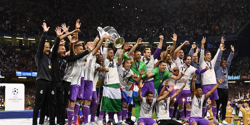 Một người hùng lặng lẽ giữa đêm Champions League.