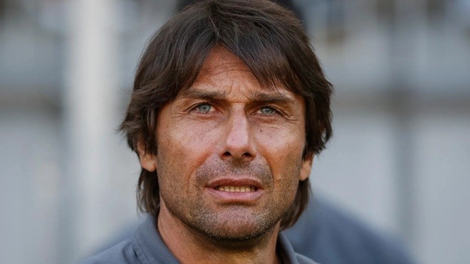 Conte xác nhận việc rời Napoli.
