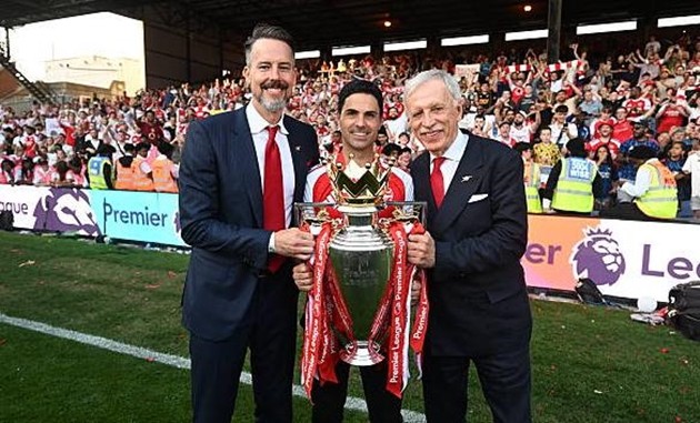 Mikel Arteta nhận được niềm tin tuyệt đối từ ban lãnh đạo Arsenal.
