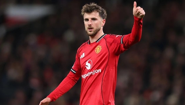 Tương lai của Mason Mount bị đặt nhiều hoài nghi sau khi Man United khép lại mùa giải 2025/26 thành công.