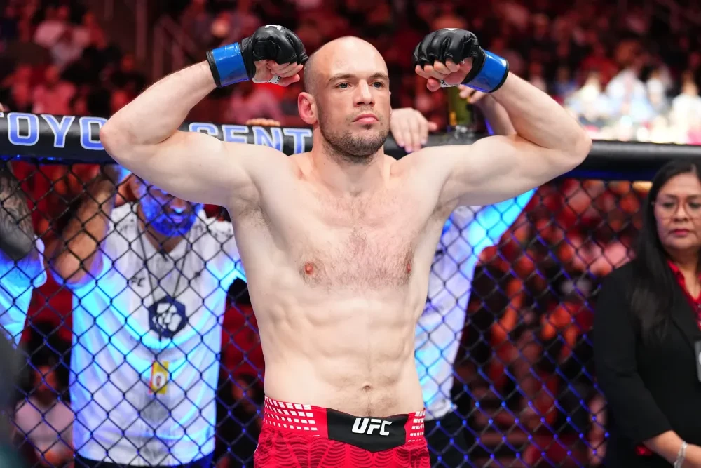 Uros Medic đối đầu Geoff Neal tại UFC