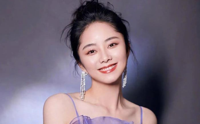  Việc chăm sóc da theo hướng tối giản nhưng đều đặn giúp làn da duy trì trạng thái ổn định hơn.