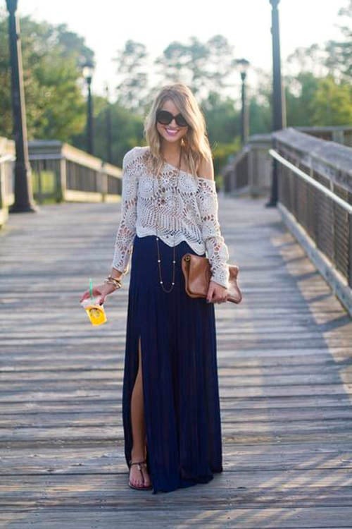 Chất liệu mang hơi hướng thủ công giúp tổng thể outfit trở nên nổi bật và có cảm giác nghệ thuật hơn.
