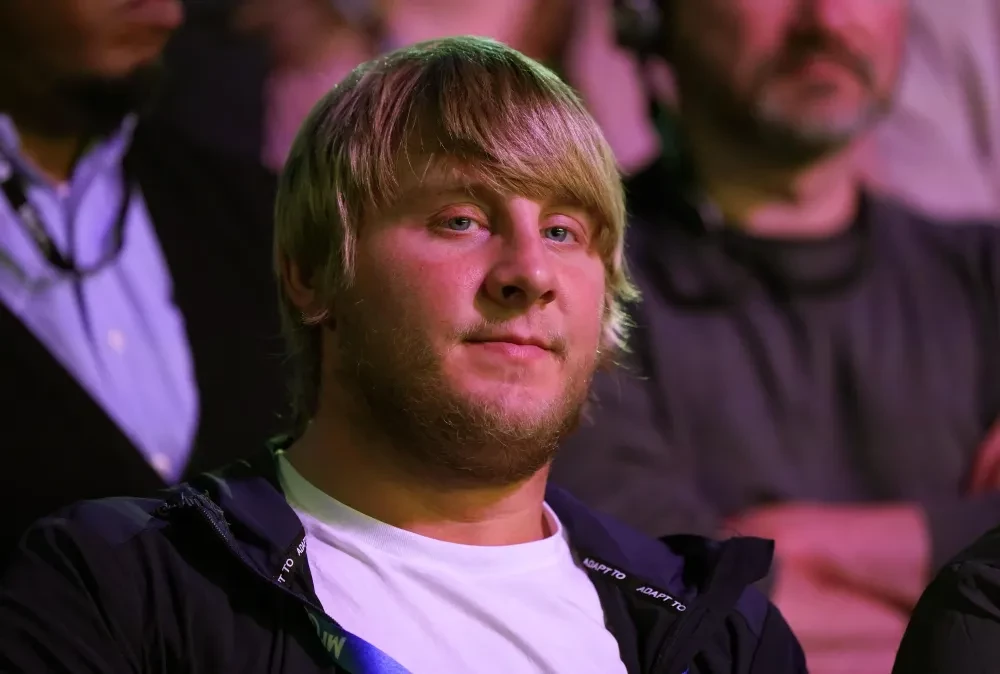Paddy Pimblett xuất hiện trên khán đài giải MrQ Masters
