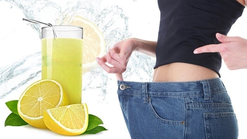 Nước chanh ấm là thức uống quen thuộc với nhiều người đang theo đuổi chế độ giảm cân.