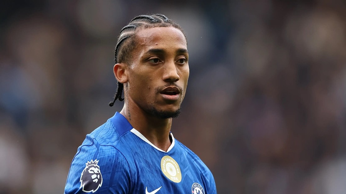 Pedro là một trong những mục tiêu hàng đầu của Barcelona. 