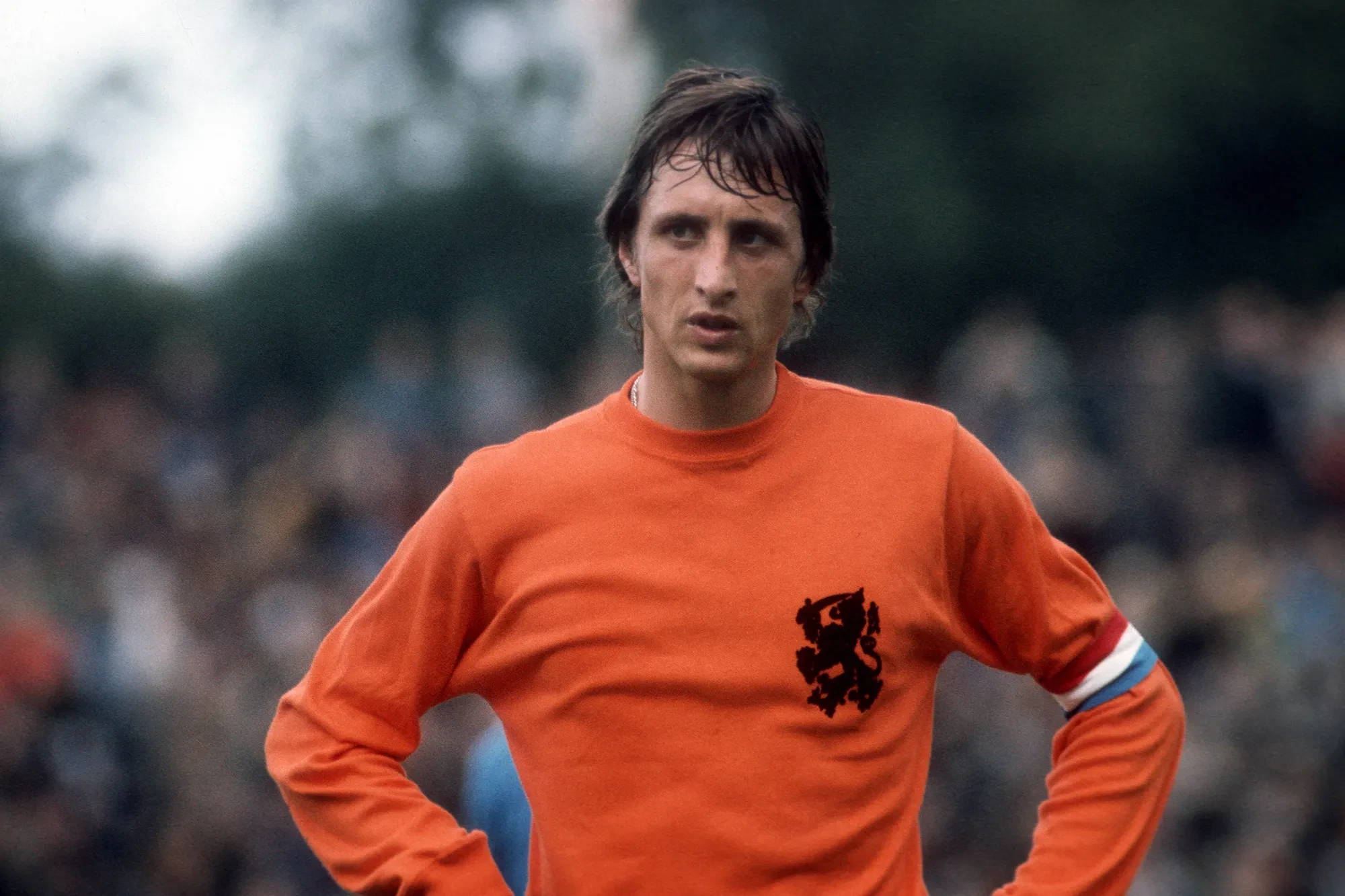 Cruyff biến bóng đá thành cuộc chơi của trí tuệ.