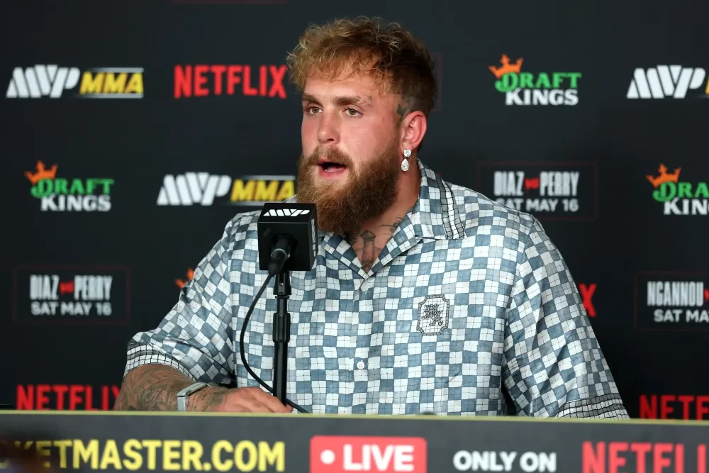 Jake Paul trả lời truyền thông