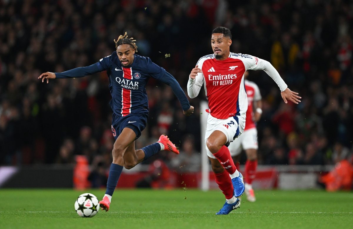 PSG sở hữu hàng công mạnh nhất giải, trong khi Arsenal sở hữu hàng thủ chắc chắn nhất.