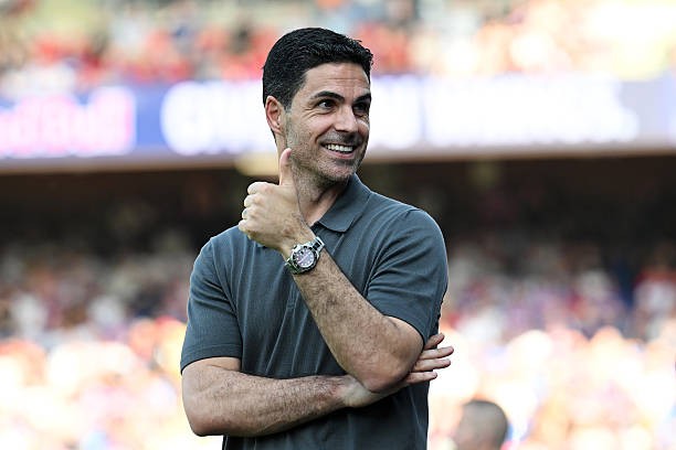 Mikel Arteta rơi vào cảnh buộc phải tận dụng ưu điểm của Arsenal.