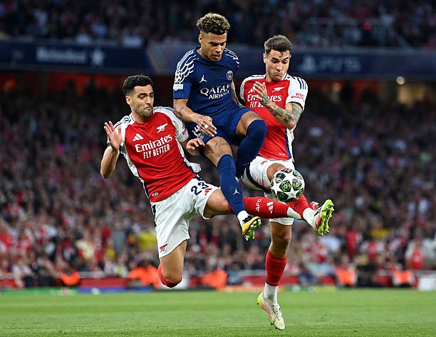 Arsenal không phải là một cái tên dễ để PSG bắt nạt. 