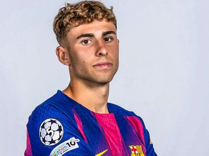 Fermin Lopez lọt tầm ngắm MU và Chelsea.