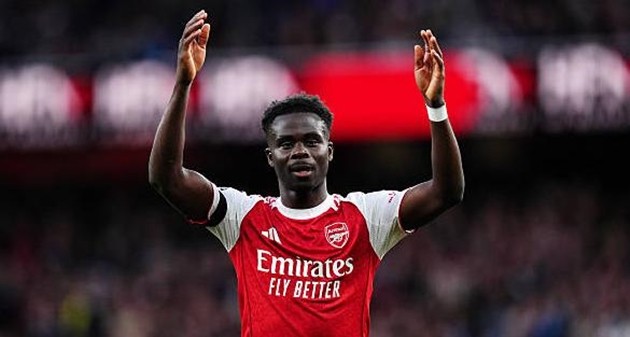 Saka được kỳ vọng tỏa sáng trước PSG.