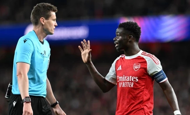Trọng tài Daniel Siebert sẽ bắt chính chung kết giữa Arsenal và PSG.