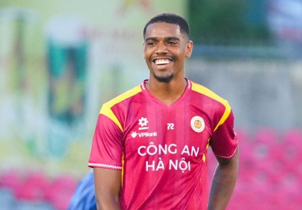 Alan là mũi nhọn nguy hiểm của CAHN. Ảnh: CAHN FC.