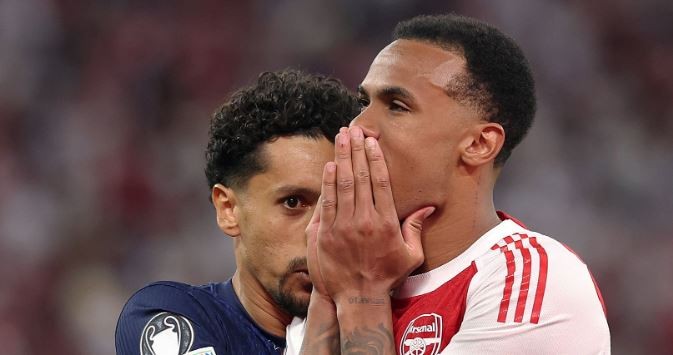 Marquinhos (6.8/10): Pha phá bóng thiếu dứt khoát dẫn đến bàn mở tỷ số của đối thủ, nhưng đã lập công chuộc tội bằng tình huống lăn xả ngăn cản Havertz ghi bàn ở cuối hiệp một. Nhìn chung vẫn chơi tròn vai ở hàng thủ trong phần còn lại của trận đấu.