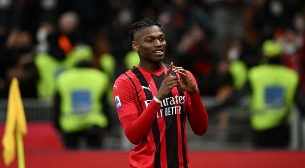 Leao công khai mong muốn rời Milan.