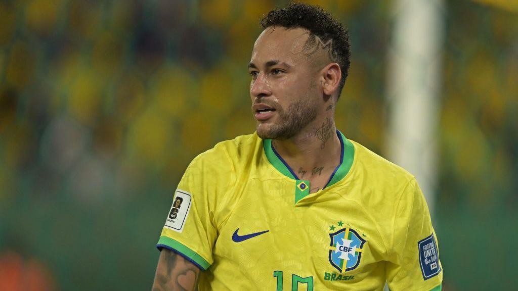  Neymar vẫn sẽ dự World Cup 2026 cùng Brazil.