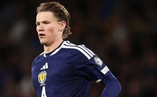 McTominay buồn bã khi Billy Gilmour lỡ hẹn World Cup.