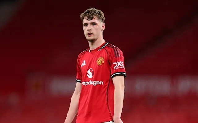 Fletcher mới có 2 lần ra sân cho MU mùa này.