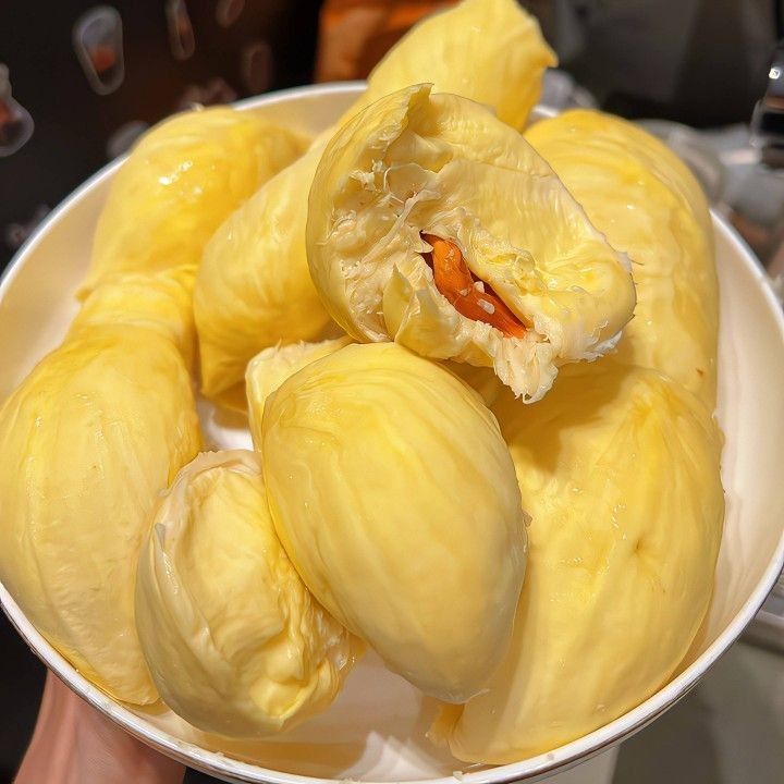 Sầu riêng là loại quả có chứa nhiều chất béo và calo