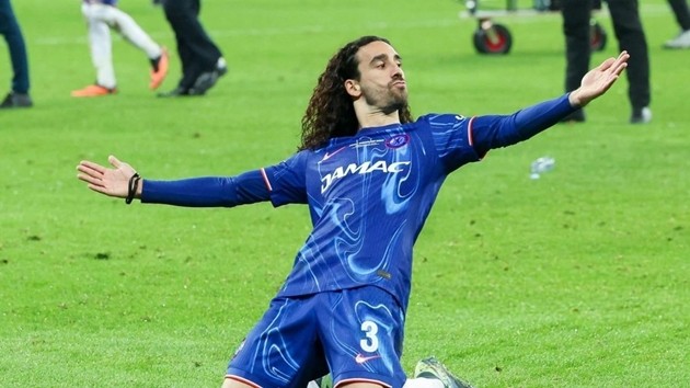 Marc Cucurella có mối quan hệ mật thiết với HLV Enzo Maresca.