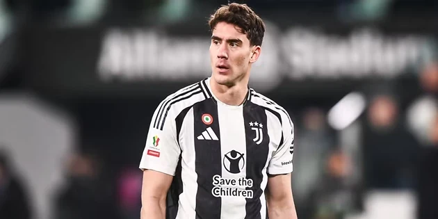 Man Utd có thể chiêu mộ Vlahovic miễn phí.