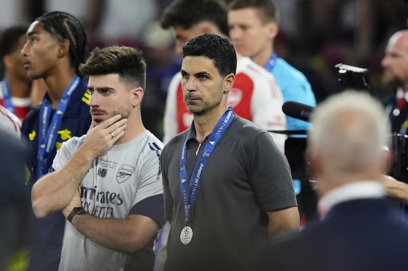 Arsenal hứa hẹn sẽ có một mùa hè bận rộn.