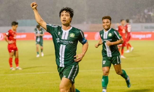 Công Phượng tỏa sáng ở Đồng Nai.