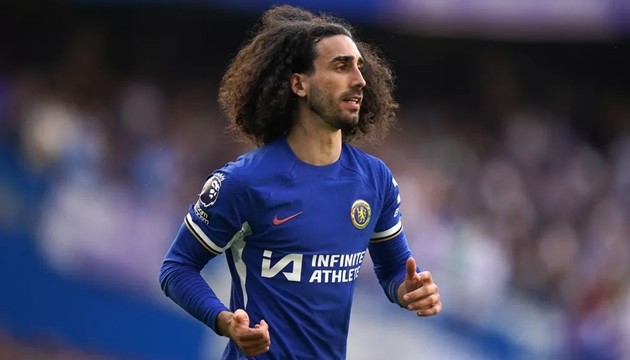 Trước viễn cảnh Enzo Maresca về Man City, Cucurella được đồn đoán sẽ tái hợp với người thầy cũ.