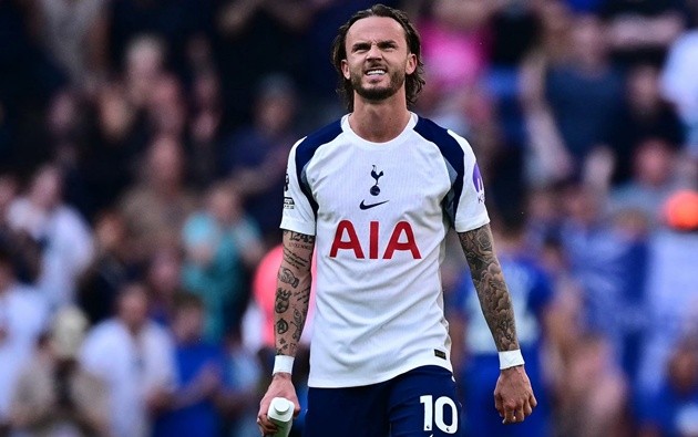 Giá trị tài trợ của Tottenham bị ảnh hưởng nặng nề sau mùa giải khó khăn.