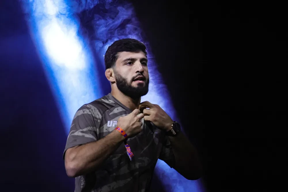 Arman Tsarukyan UFC 300 weigh-in