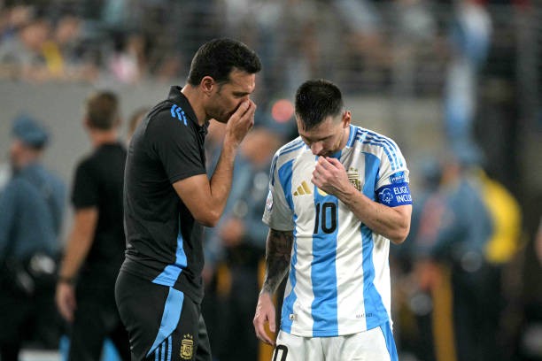 Lionel Scaloni tiết lộ về thời điểm giải nghệ của Lionel Messi.