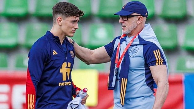 Luis de la Fuente ca ngợi Gavi.