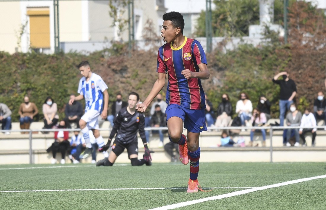Lamine Yamal khi còn thi đấu ở học viện La Masia.