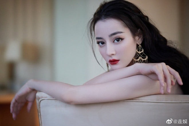 Vẻ đẹp bên ngoài không chỉ đến từ mỹ phẩm mà còn chịu ảnh hưởng lớn bởi chế độ dinh dưỡng hằng ngày. 