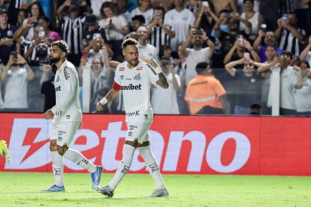 Neymar nếu đạt thể trạng tốt cũng là một sự bổ sung tuyệt vời cho tuyển Brazil.