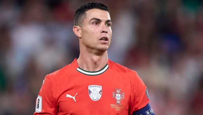 Đã có những tranh cãi về những đóng góp của Ronaldo cho Bồ Đào Nha.
